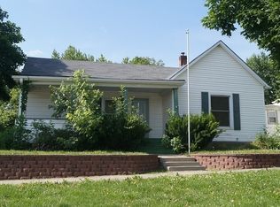 1101 13th St, Auburn, NE 68305