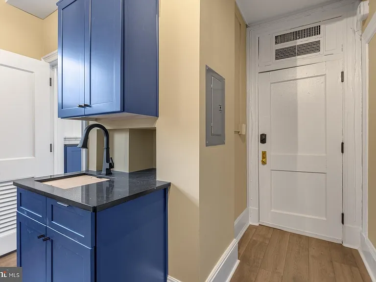 1324 Locust St #827 — Photo 4