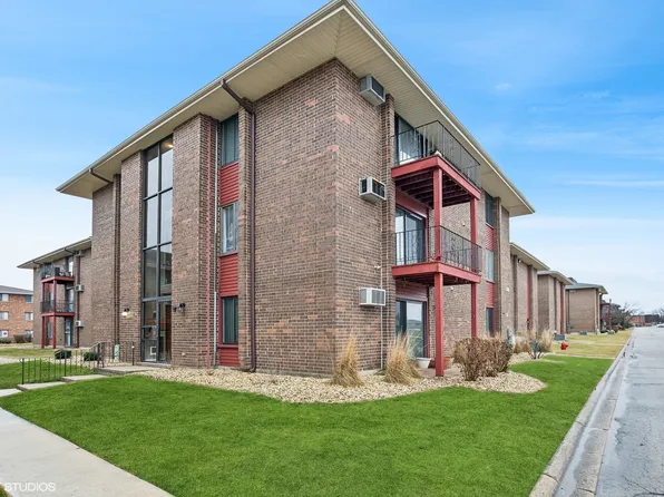 15712 Terrace Dr #Oak2, Oak Forest, IL 60452