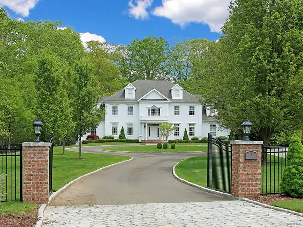 45 Edwin Court, Guilford, CT 06437