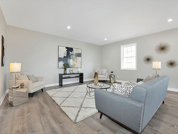 5th image of 3798 Marigold Dr #1