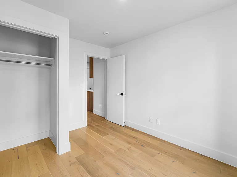 236 W 15th St #31 — Photo 11