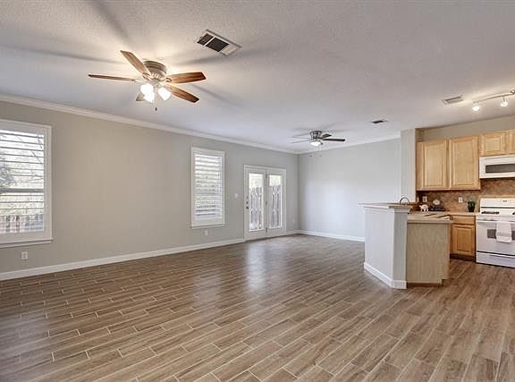 4th image of 4620 W William Cannon Dr APT 21