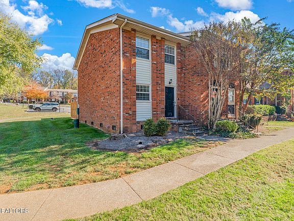 2nd image of 6521 Deane Hill Dr APT 1