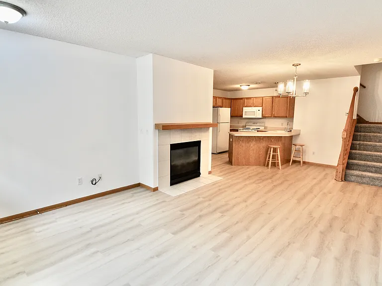 20513 Erin Ct — Photo 3