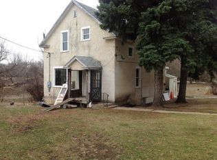 101 41st St NW, Minot, ND 58703