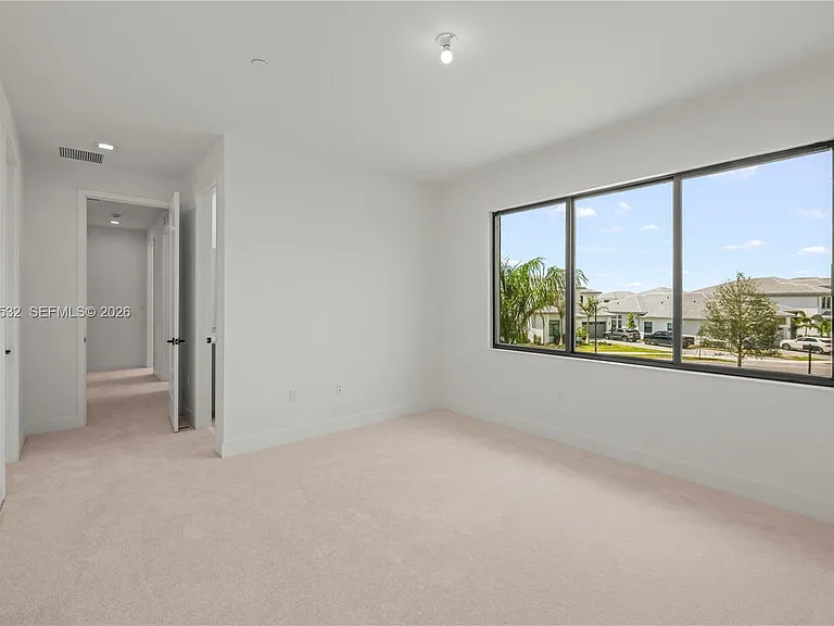 12865 Wingspan Ct — Photo 46