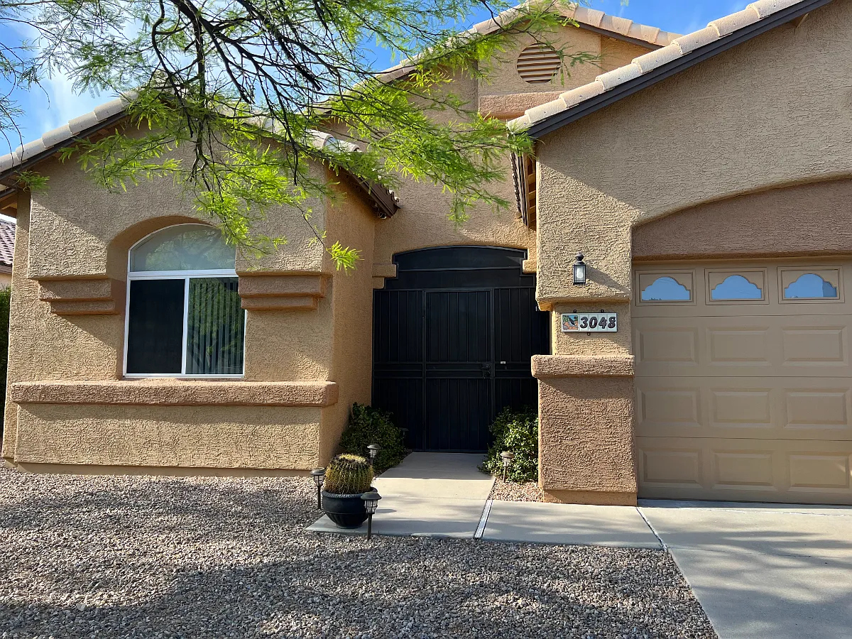 4 bed, 1917 sqft, $2,500 — Photo 2