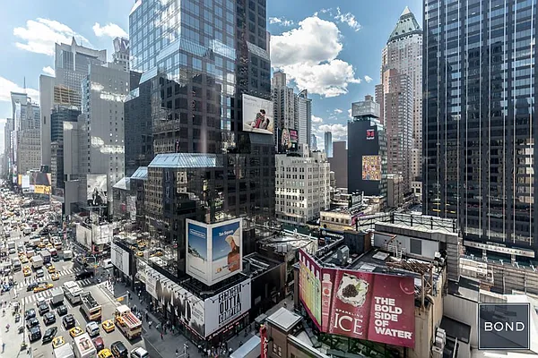 Rented by Bond New York | media 31