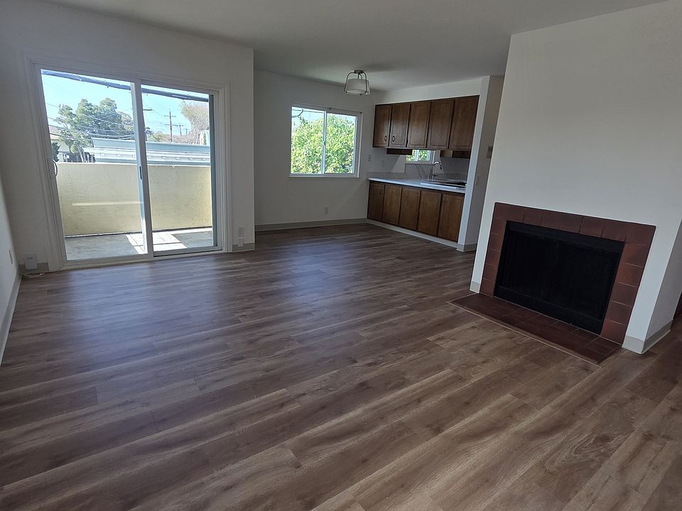1st image of 3124 Yosemite Ave APT 3