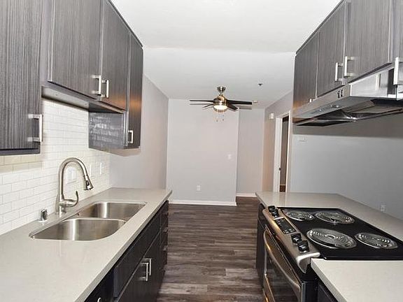 2nd image of 322 Hillside Ter