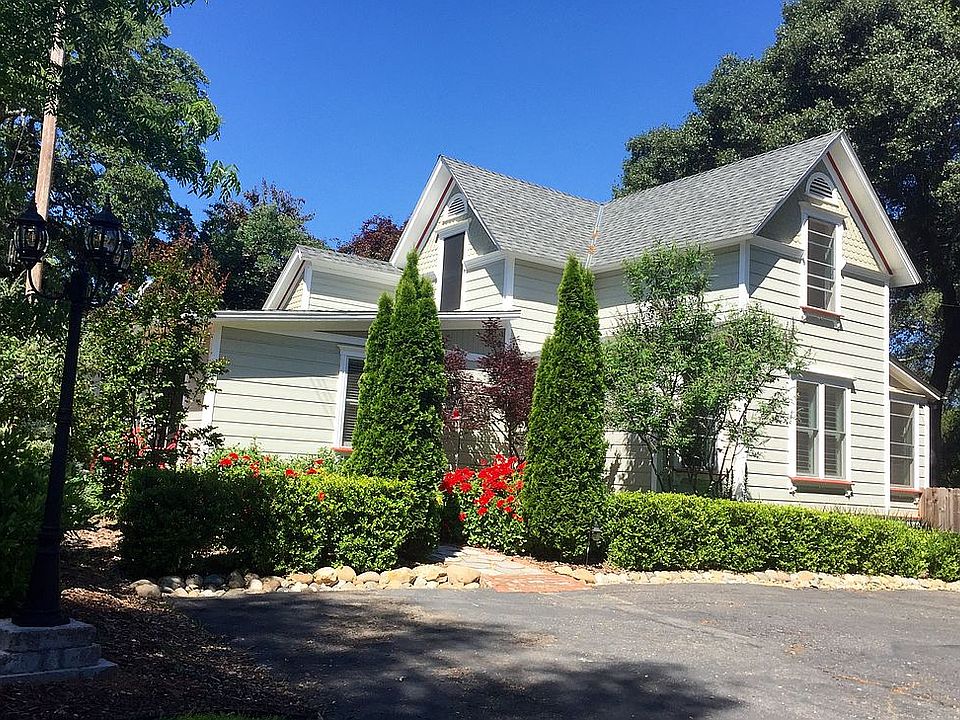 1st image of 350 Cherry Ave