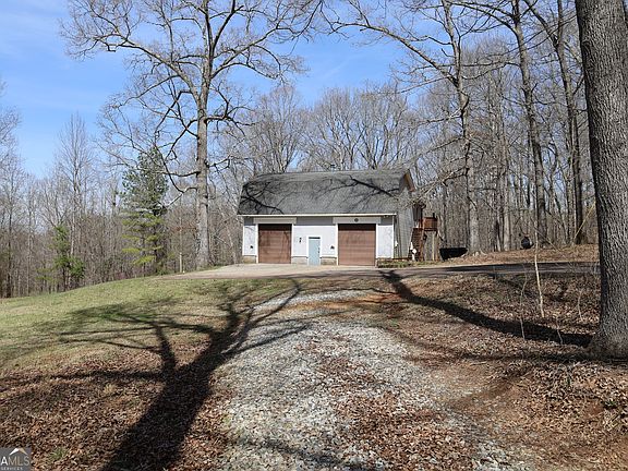 4th image of 890 Mount Zion Rd