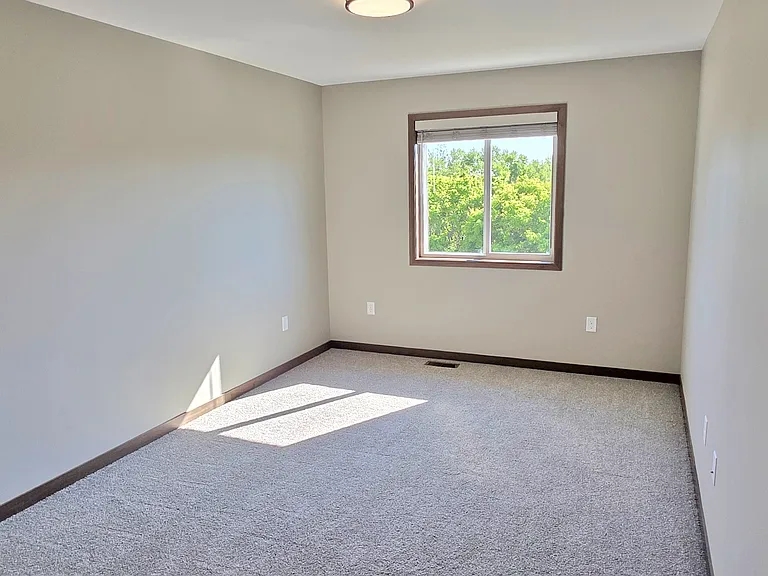 Cloverfield Townhomes — Photo 24