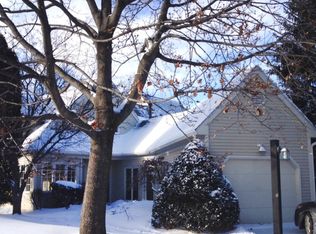 134 Covington Ln, Shelburne, VT 05482