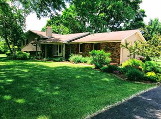 3010 Lime Kiln Rd, Green Bay, WI 54311
