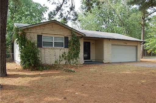 1st image of 1320 Forest Dr