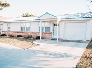 1210 E Hamby Ave, Midland, TX 79701
