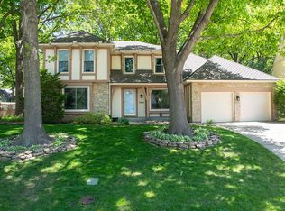 7941 Westgate Dr, Lenexa, KS 66215
