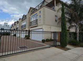 3047 Clinton Dr, Houston, TX 77020