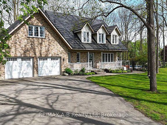 2nd image of 138 Huron Rd