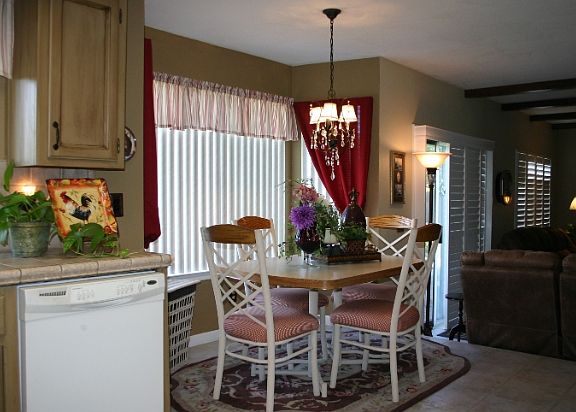 5th image of 4202 Estate Dr