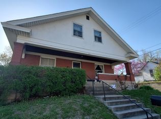 511 N 7th St, Atchison, KS 66002