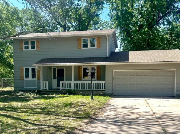 3507 N Lakeview Rd, Hutchinson, KS 67502