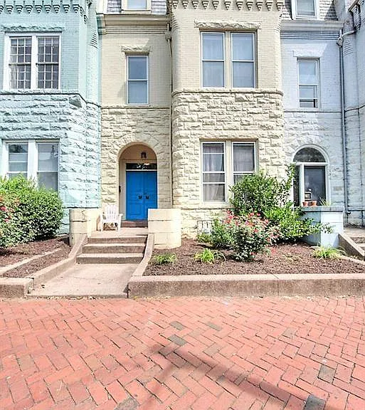 1306 Floyd Ave #1 — Photo 1