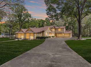 7715 Shadow Ln, Conroe, TX 77304