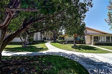 2nd image of 8877 Lauderdale Ct Unit 209A
