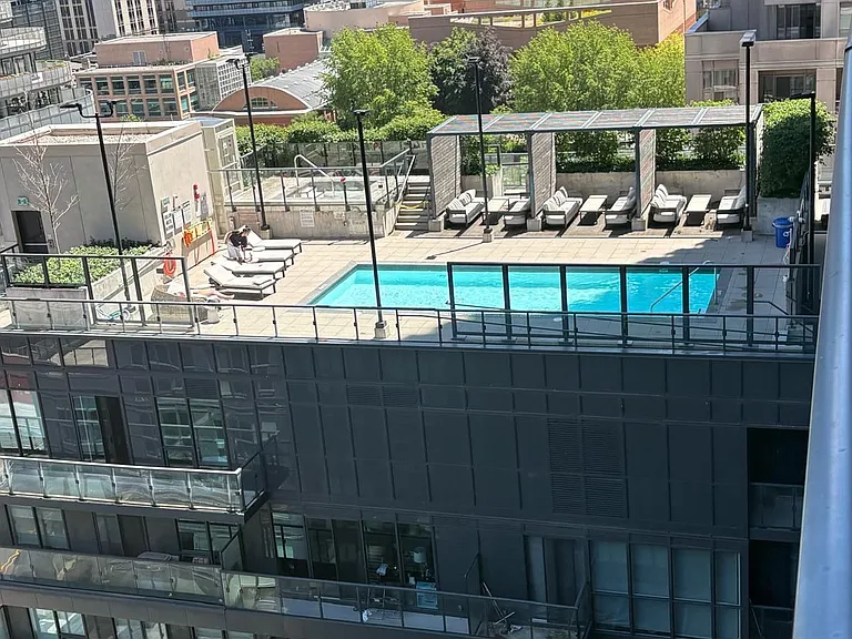 955 Bay St #1218 — Photo 21