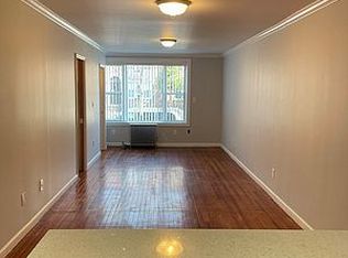 30-36 49th St #1F, Astoria, NY 11103
