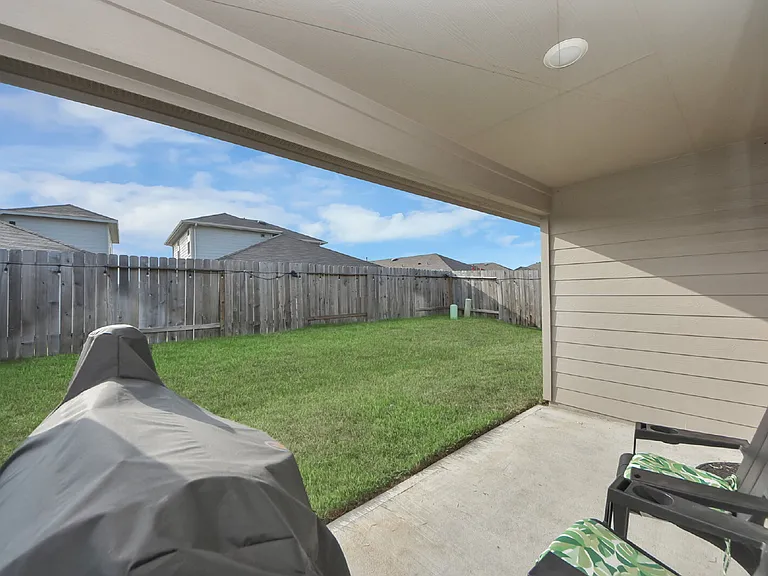 12214 Ridge River Ln — Photo 32