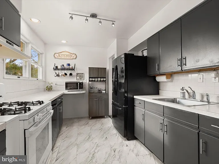 51 E Timonium Rd — Photo 12