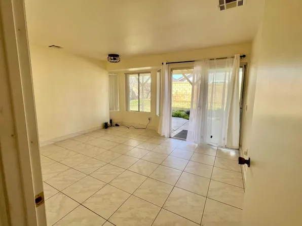 37727 Harvey St #4, Palmdale, CA 93550