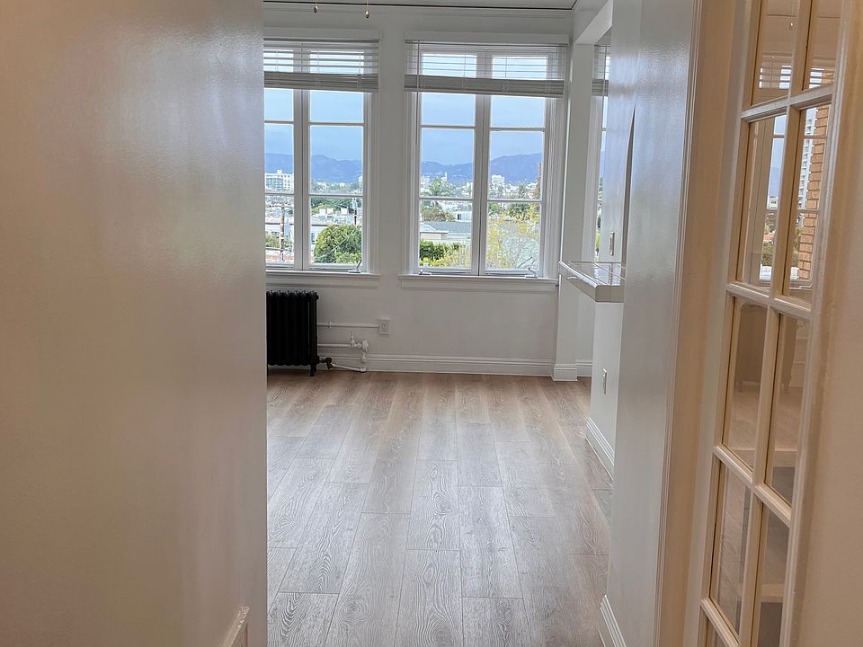 1st image of 3005 Main St APT 410