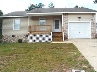 924 Kennesaw Dr, Fayetteville, NC 28314
