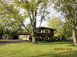 3710 E Corman St, Decatur, IL 62521