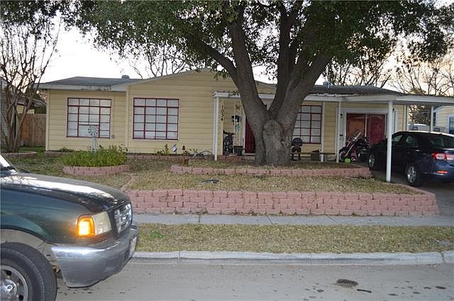 1st image of 1034 Highland Dr