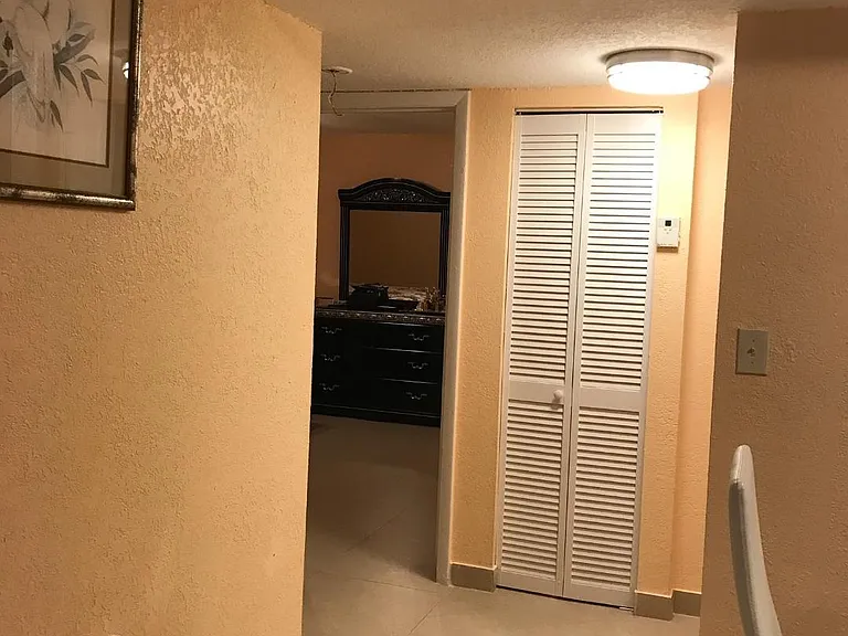 5825 W 25th Ct — Photo 11