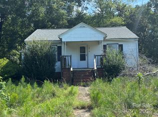 108 Circle Dr, Mount Gilead, NC 27306