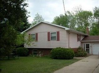 1011 Orchard Ave, South Haven, MI 49090