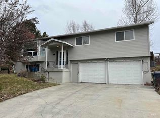 616 Hathaway St, Moscow, ID 83843