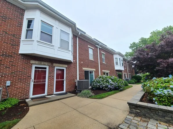 148 Quincy Shore Dr Unit 30, Quincy, MA 02171