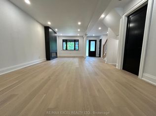 34 Raymond Ave, Toronto, ON M6S2B3