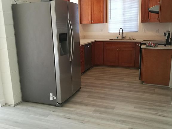 3rd image of 126 Garner Dr