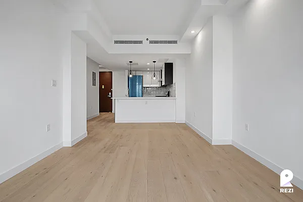 Rented by REZI | media 3