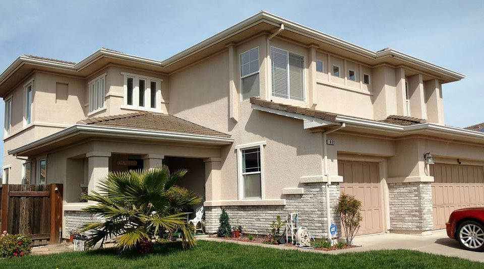 1st image of 632 Emerald Hills Cir
