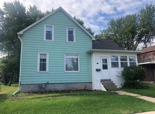 313 3rd St, Menasha, WI 54952